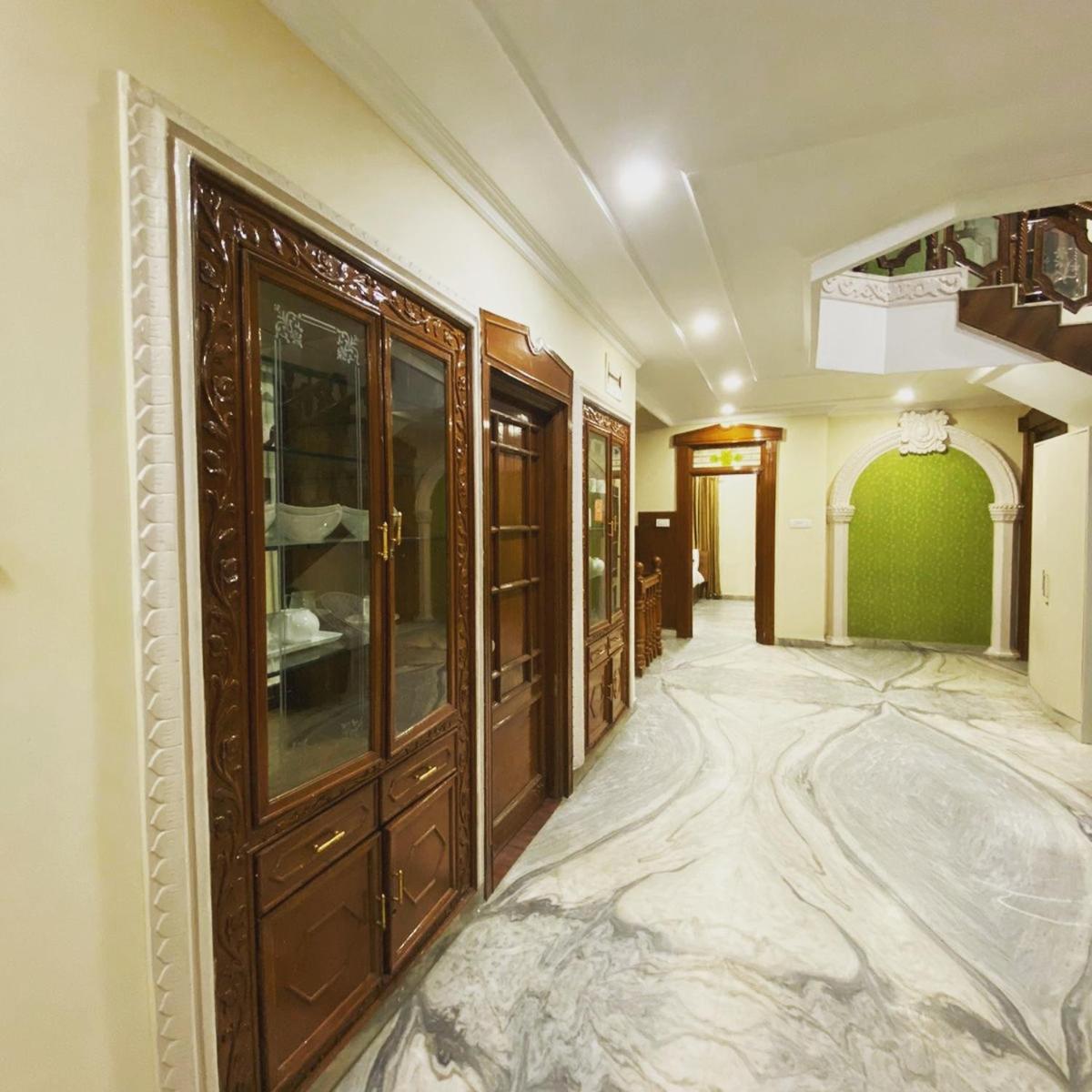 Hotel Kp Suites Metro Hyderabad Exterior foto