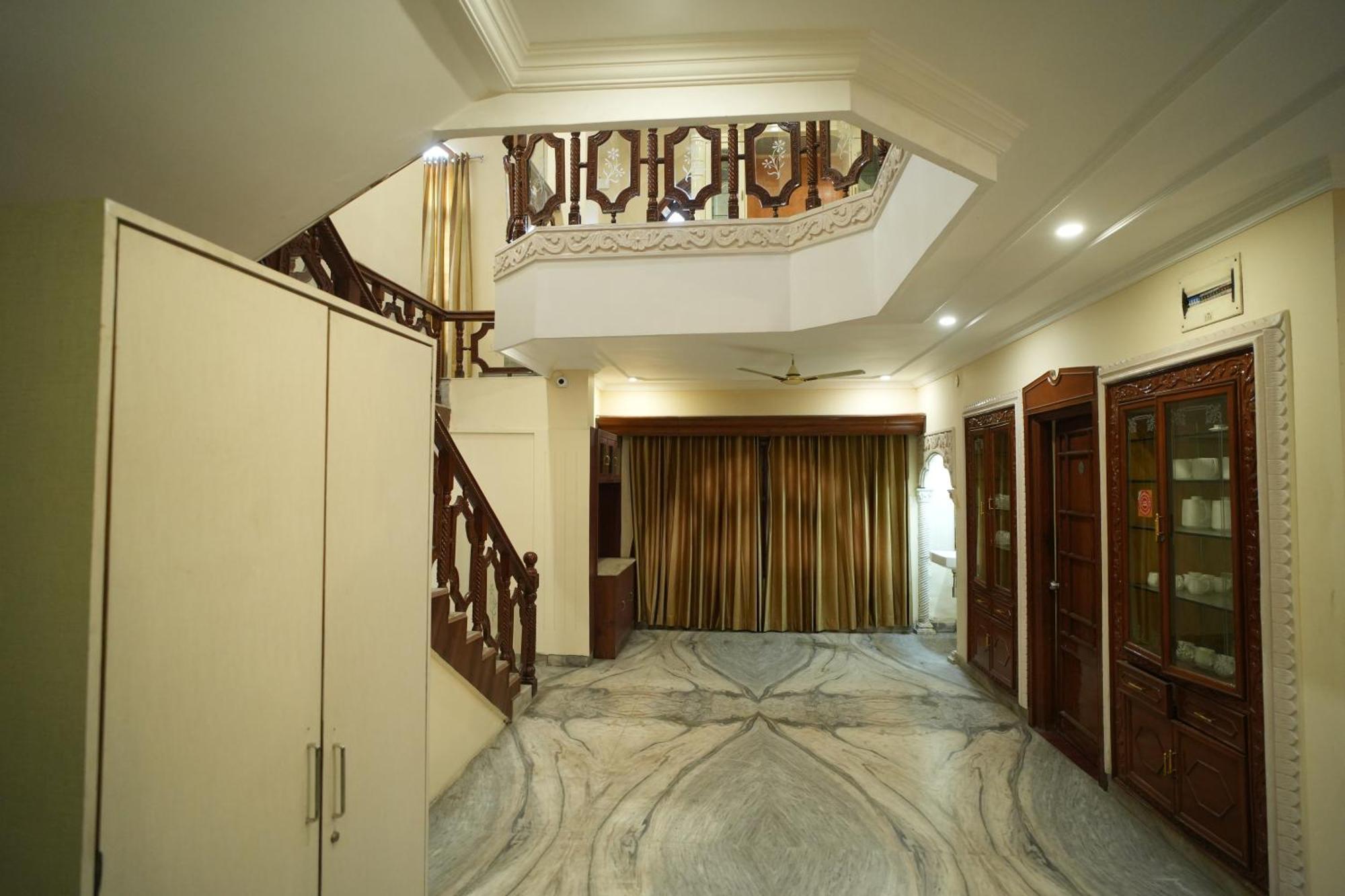 Hotel Kp Suites Metro Hyderabad Exterior foto
