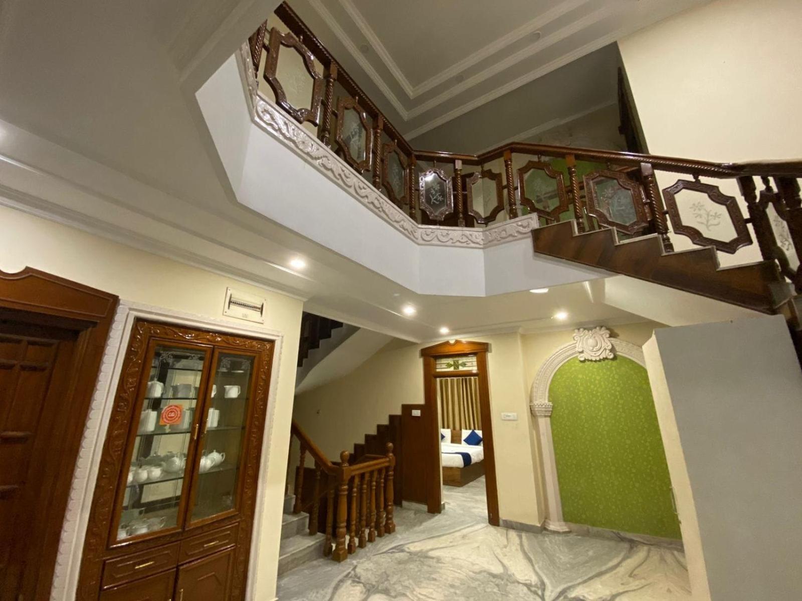 Hotel Kp Suites Metro Hyderabad Exterior foto